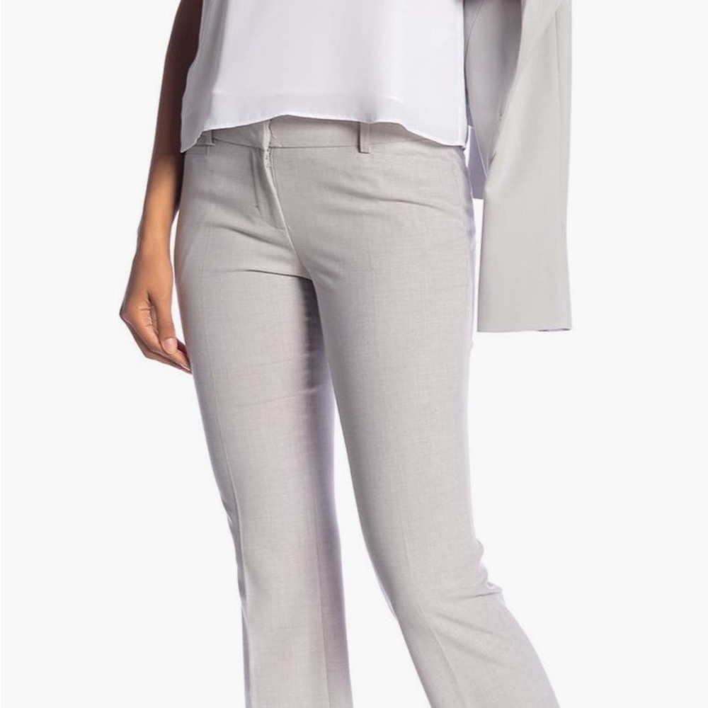 NWT Amanda & Chelsea Gray Straight Leg Stretch Trousers